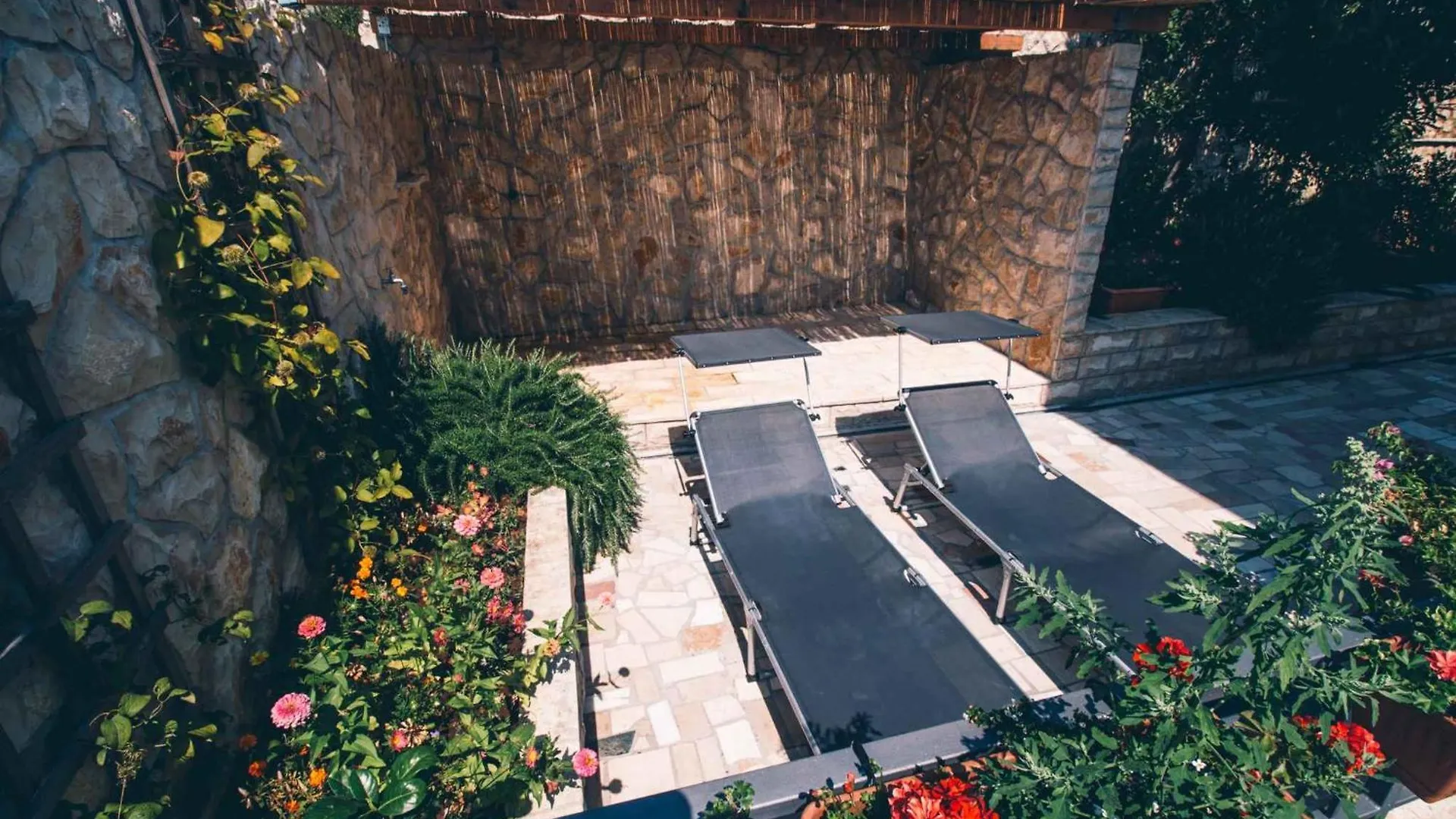 Apartment Okrug Gornji 3 特罗吉尔